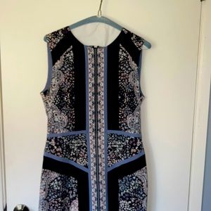 Sleeveless Printed Dress. Above the knee body con style.